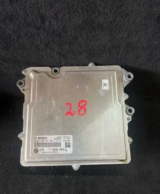BMW 5 F10 F11 Engine control unit/module 0261S07331 030230711 7629420