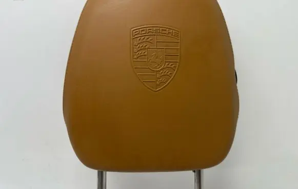 Porsche Cayenne (92A) Front seat headrest 958 COGNAC