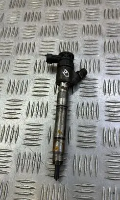 KIA Sportage Fuel injector 338002A610 0445110589
