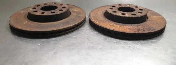 Volkswagen Golf VII Front brake disc