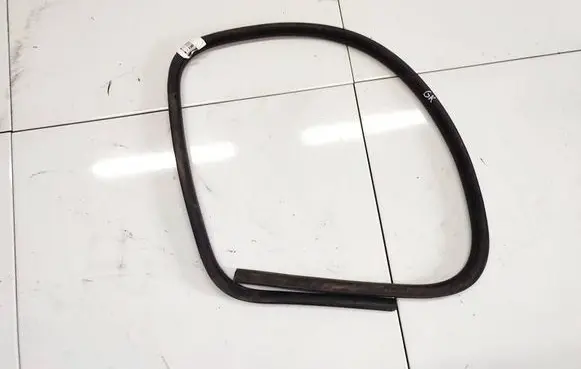 Rubber seal rear door