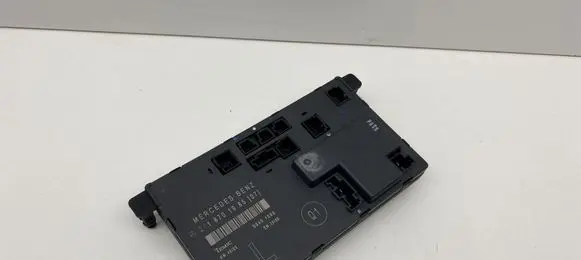 Mercedes-Benz E W211 Door control unit/module 2118701985