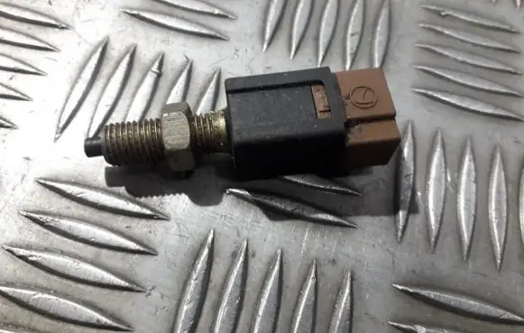 Subaru Legacy Brake pedal sensor switch