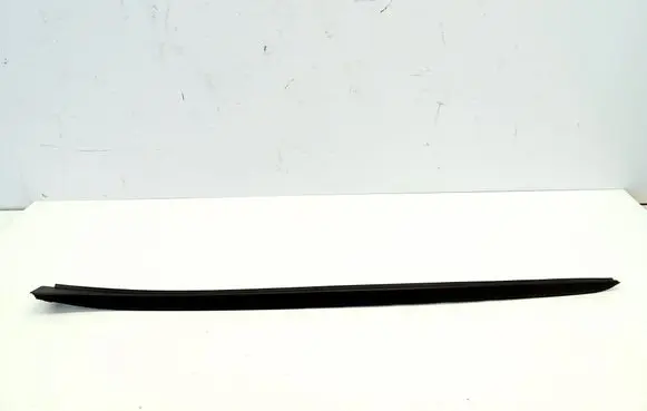 Windshield trim