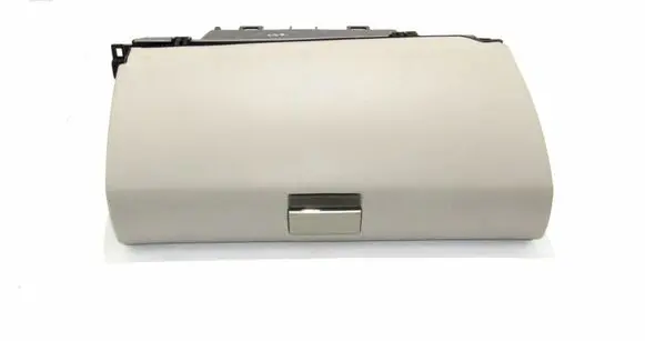 Mercedes-Benz B W245 Glove box