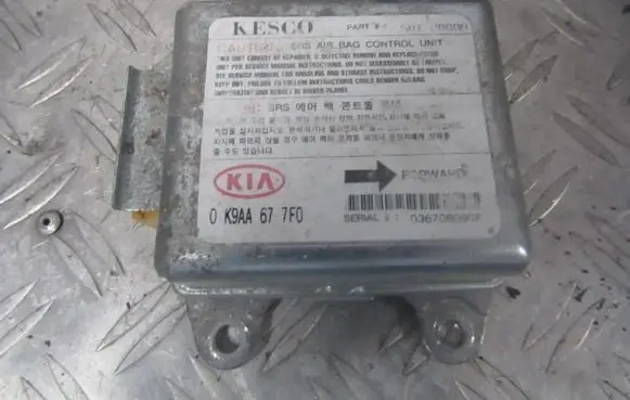 KIA Clarus Airbag control unit/module 0k9aa677f0 sat-2000a