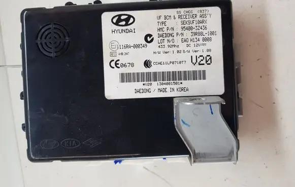 Hyundai i40 Other control units/modules 954003Z436