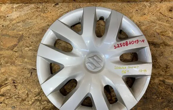 Suzuki Swift II R16 wheel hub/cap/trim 43250-68L00 S2508A013-M