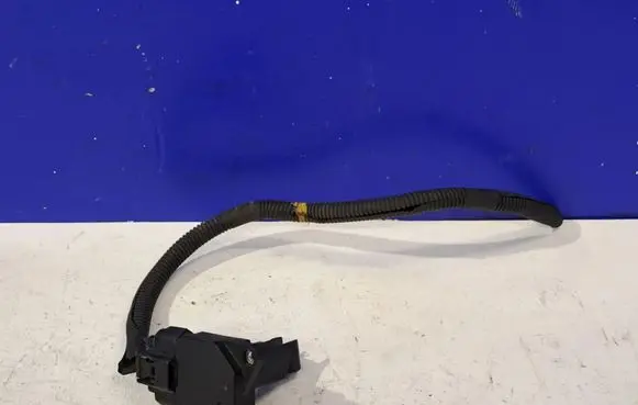 Volvo V70 Mass air flow meter 9202199 MB1974080040