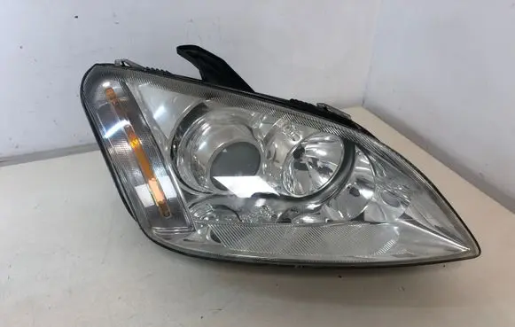 Ford Focus C-MAX Headlight/headlamp 3M5113005EH