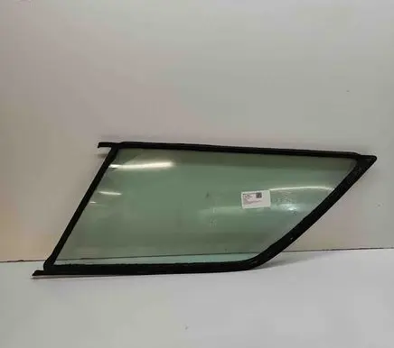 Mercedes-Benz E W124 Rear side window A1246730210