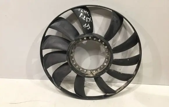 Volkswagen PASSAT B5.5 Fan impeller 058121301B
