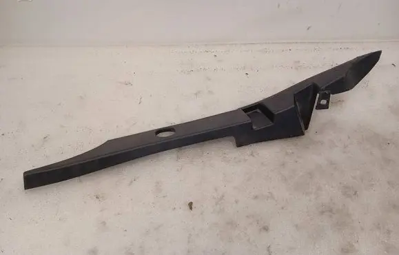 Chevrolet Volt I Fender end trim 22774562