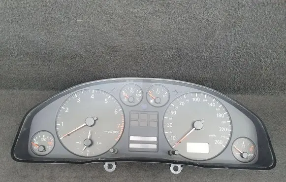 Audi A6 S6 C5 4B Speedometer (instrument cluster) 4B0919860L