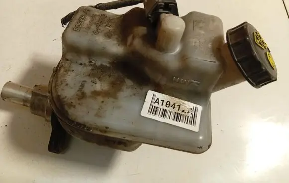 Ford Transit Brake fluid reservoir 0204051174