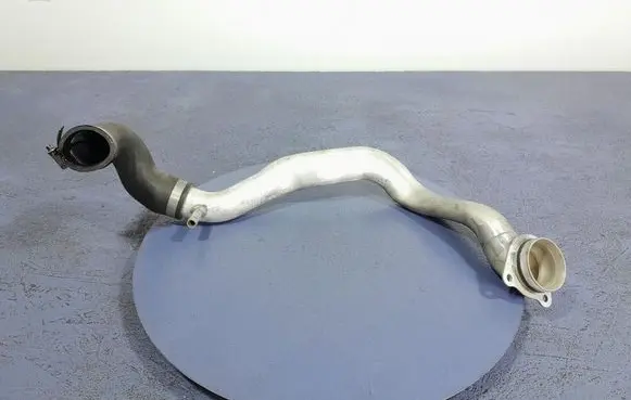 BMW 6 F12 F13 Engine coolant pipe/hose 7649301
