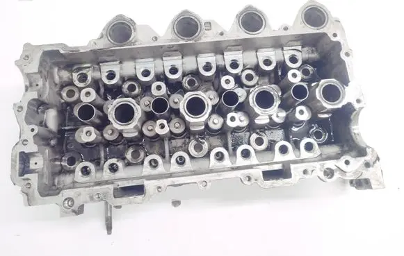 Citroen C4 II Picasso Engine head 9H01