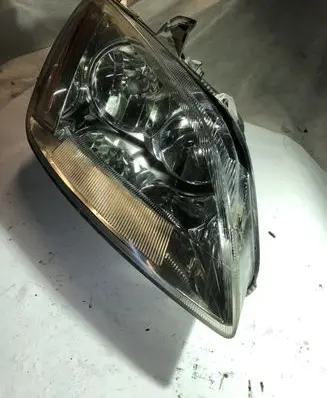 Ford Focus C-MAX Headlight/headlamp 20A477