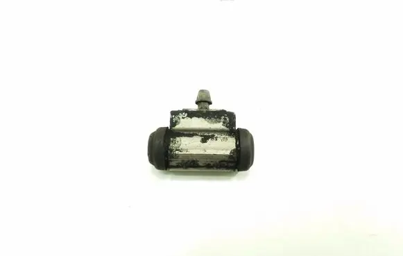Toyota Yaris Rear brake cylinder 4755009101