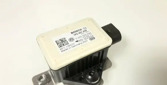 Volkswagen Touareg II ESP (stability system) control unit 7P6907658