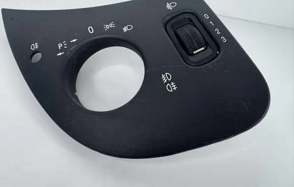 Mercedes-Benz A W168 Headlight level height control switch 1686890080