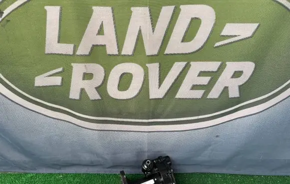 Land Rover Discovery Vacuum pump ERR3539 724808130