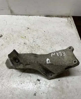 BMW X5 E70 Engine mounting bracket 6772688 A380 1006041111