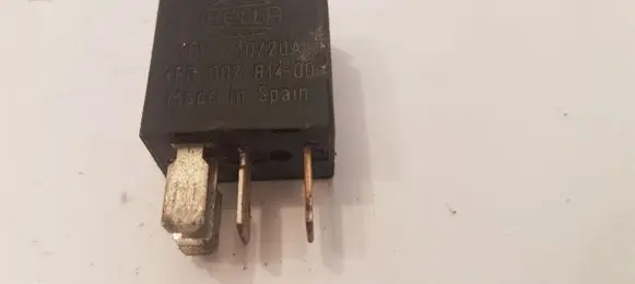 Volvo S80 Other relay 4R000781400