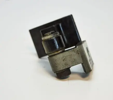 BMW 1 F20 F21 Front door upper hinge 7246068