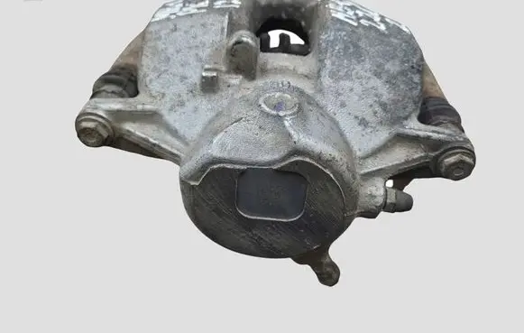 Mercedes-Benz C W204 Front brake caliper
