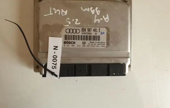Audi A4 S4 B5 8D Engine control unit/module 8D0907401E