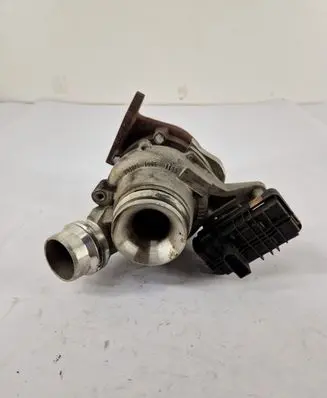 Toyota RAV 4 (XA40) Turbo RHV4T39