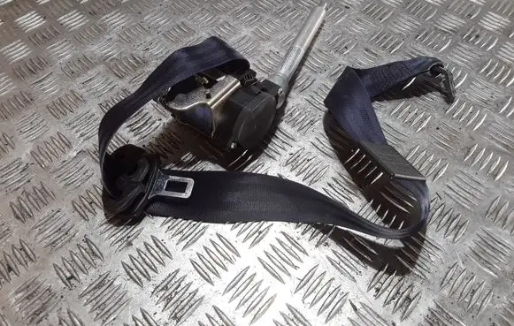 Audi A6 S6 C5 4B Front seatbelt 4B0857706D 560366000