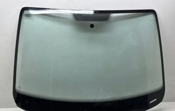 Volkswagen Caddy Front windscreen/windshield window DOT24M122AS1 E000255 43R008594
