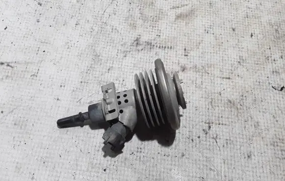 Renault Trafic III (X82) AdBlue injector 04440210452