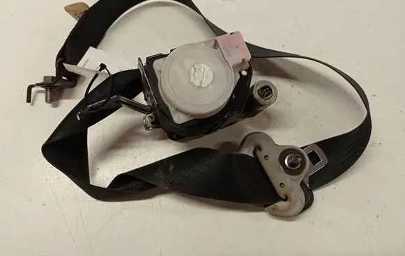 Mazda 5 Rear seatbelt 00LCC29H BGA550027 BGD030017