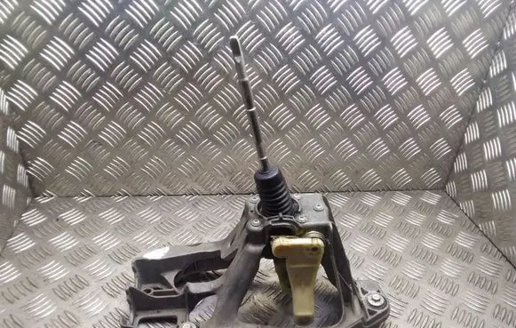 Mercedes-Benz B W245 Gear shifter/selector A1693600409