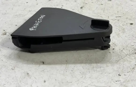 Volkswagen Phaeton Hazard Warning Triangle Mounting Bracket 3B5860285B 4B5860285D