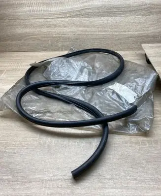 Subaru Legacy Seal rubber (tailgate) 01171721