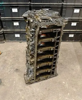BMW 3 E90 E91 Engine block 7558321