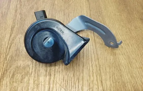 BMW X3 G01 Horn signal 7404430