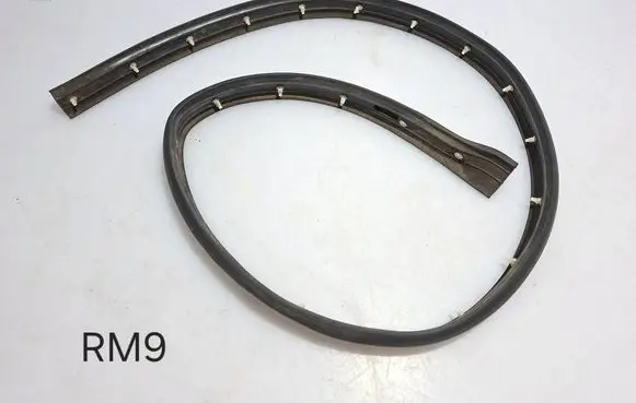 Volkswagen Tiguan Other sill/pillar trim element 5NA837120A