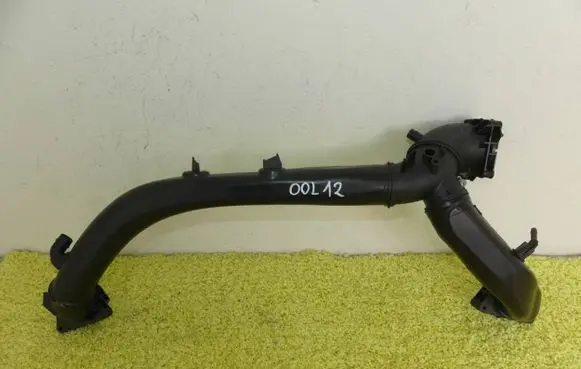 Audi Q7 4M Intercooler hose/pipe 06M145674DR