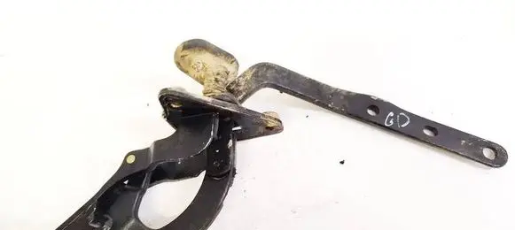 Volvo V70 Tailgate/trunk/boot hinge