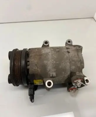 Ford Focus Air conditioning (A/C) compressor (pump) 3M5H19D629PE