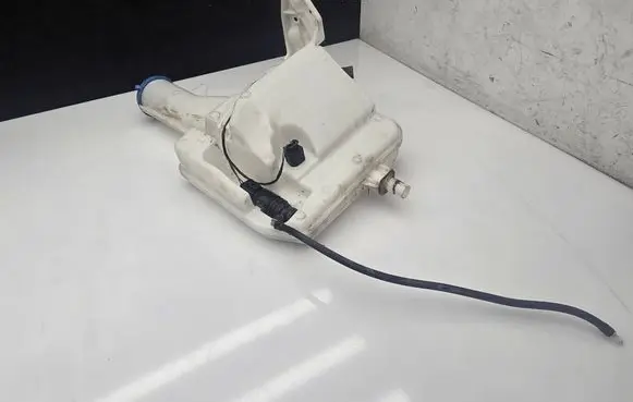 Mercedes-Benz Sprinter W907 W910 Windshield washer fluid reservoir/tank A9108601600 A2108601600 719817