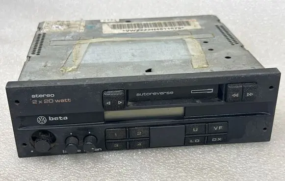 Volkswagen PASSAT B3 Radio/CD/DVD/GPS head unit 357035152B 91818681 VWZ2Z2N451157