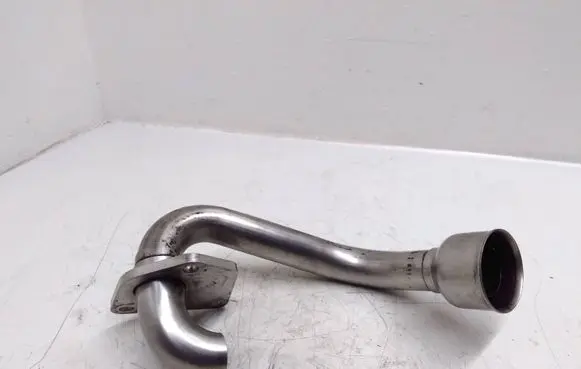 Chrysler 300 - 300C EGR valve line/pipe/hose 2207Q10623