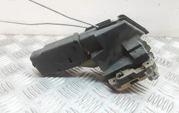 Mitsubishi Carisma Tailgate/trunk/boot lock/catch/latch