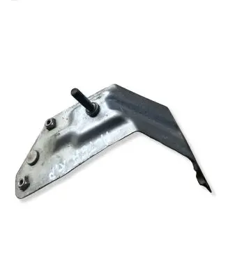 Seat Altea Fender mounting bracket 5P0821135